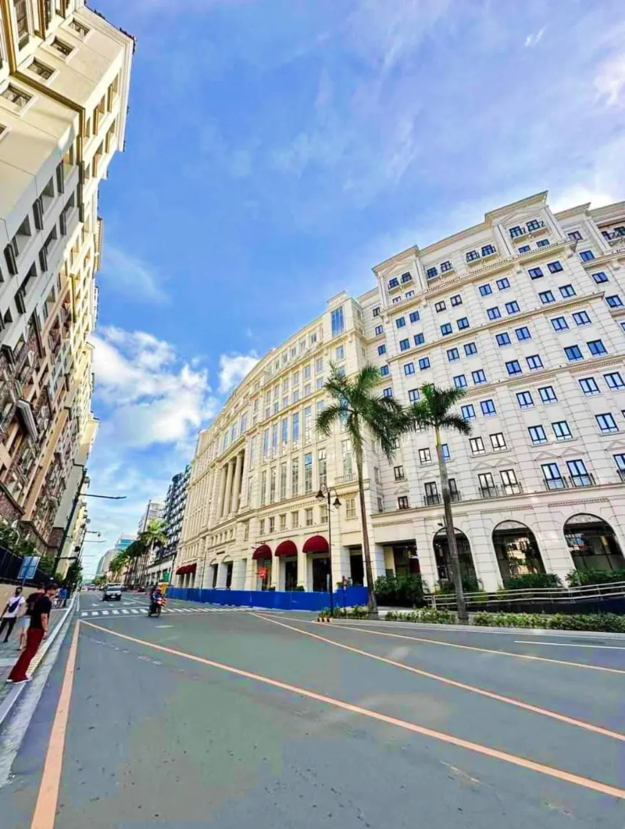 81 Newport Boulevard in Pasay